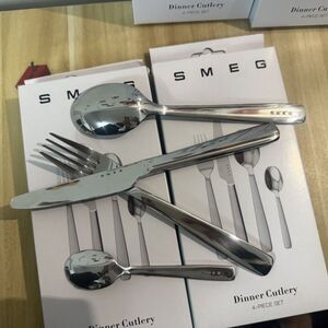 SMEG Stainless Steel 4 Piece Cutlery Set European-Style Tableware One Person